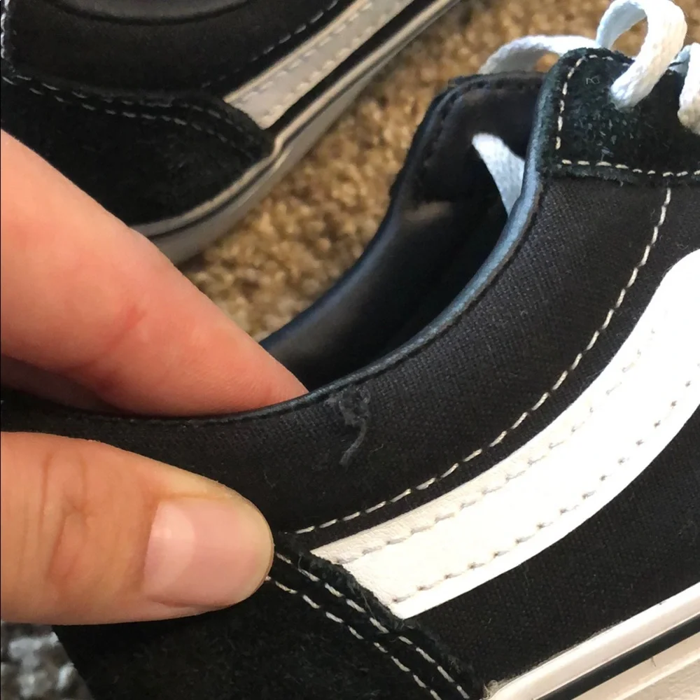Women’s Classic Black and White Low-Tops Vans